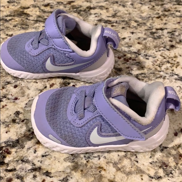 Nike Baby Girl shoes size 3 - Picture 3 of 4
